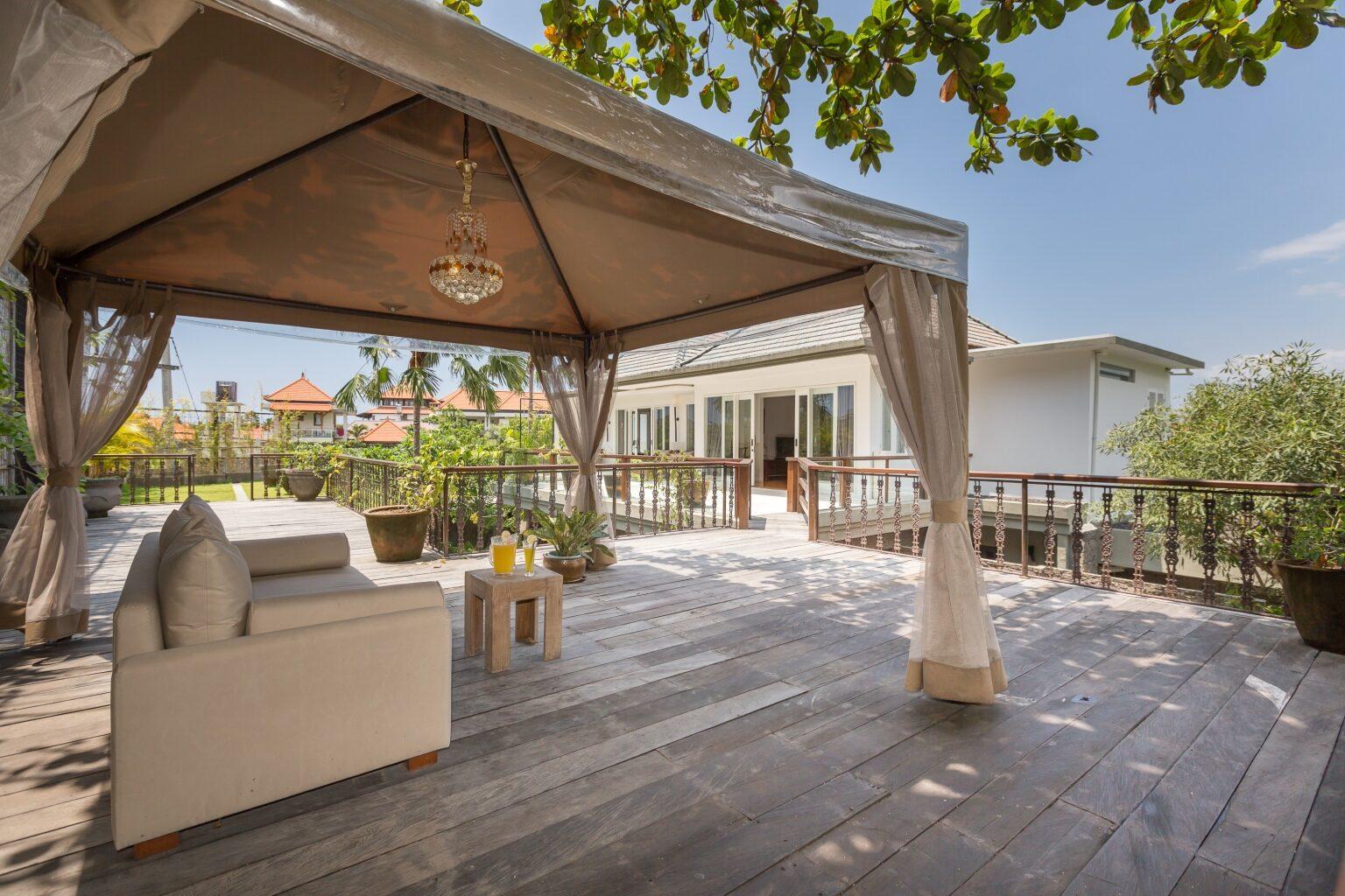 Villa Jadine Canggu Bali – Luxury Private Villa Near Berawa Beach - Photo 3