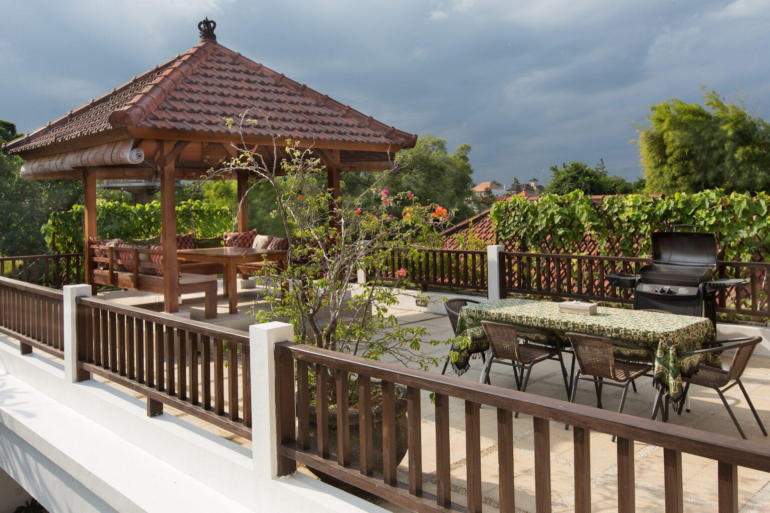 Villa Puri Temple - Photo 1