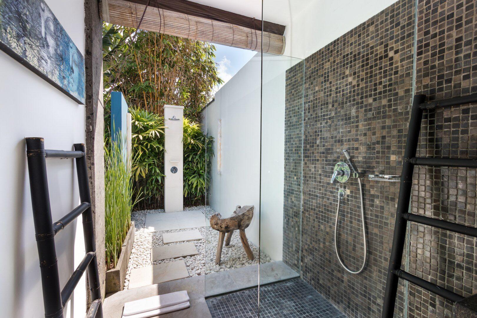 Villa Anjali Blue (4 Bedrooms) - Photo 2