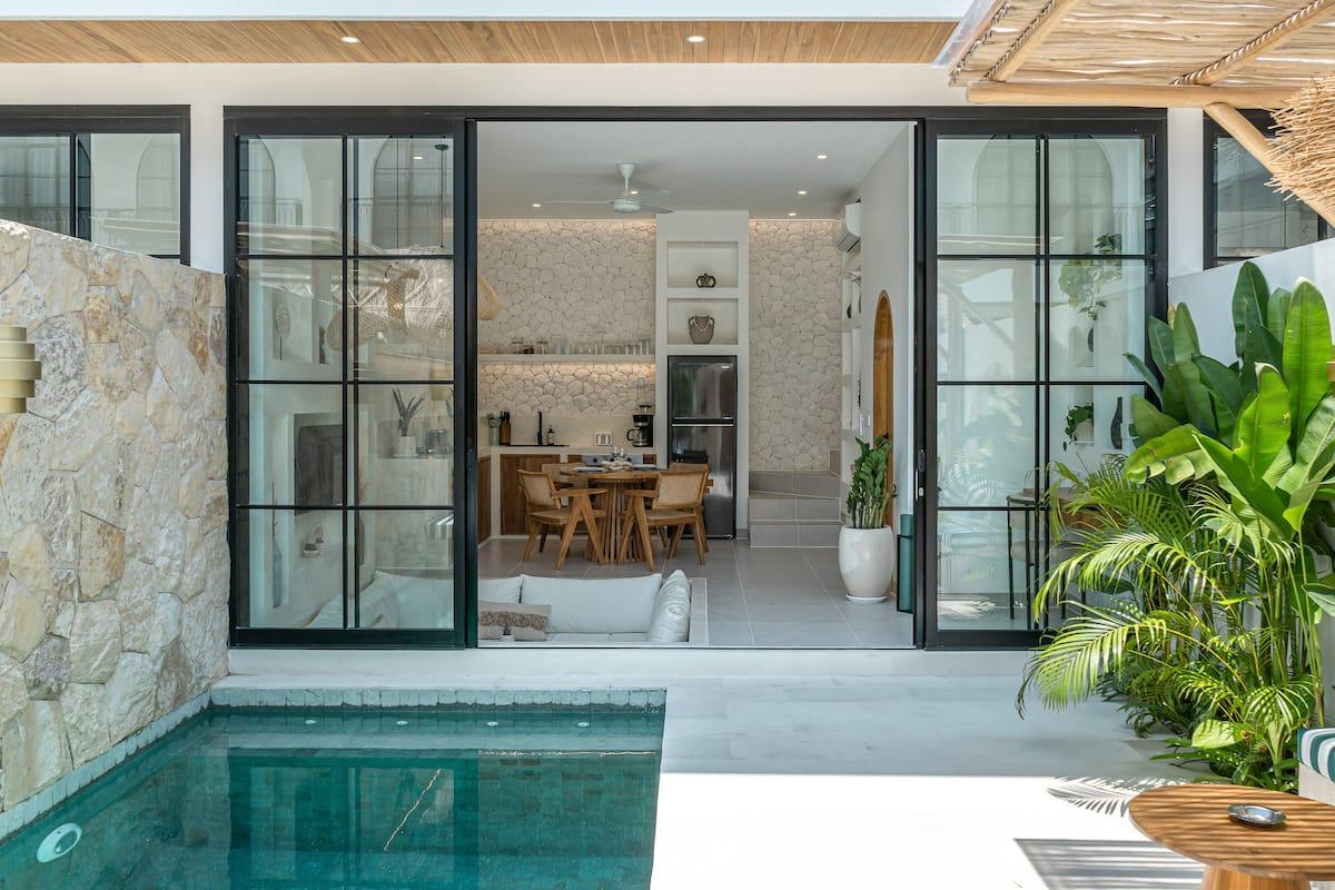 Villa Sari Canggu - Photo 2