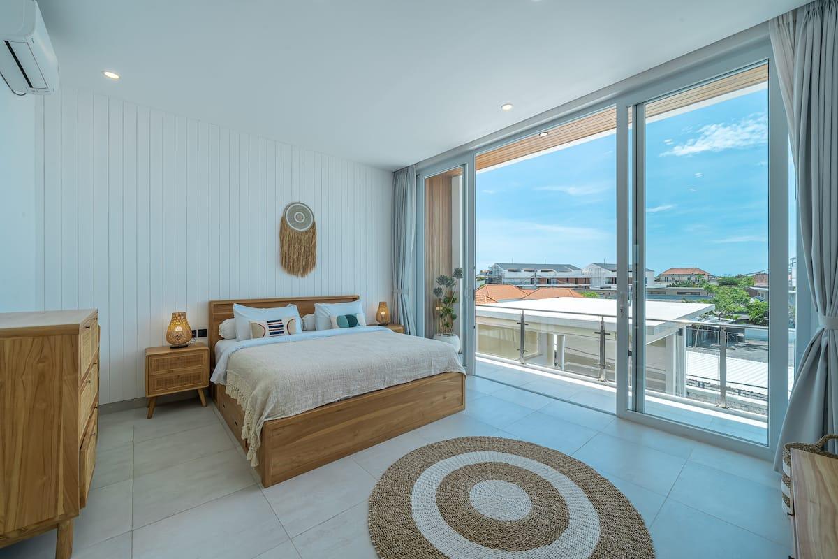 Villa Elevate Canggu - Photo 2