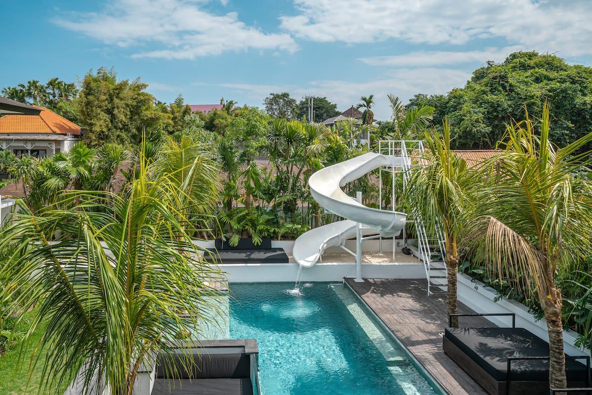 Umalas Jacuzzi Villa - Photo 5