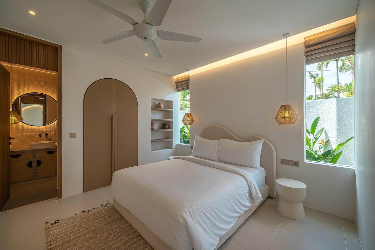 White Rabbit - Photo 6