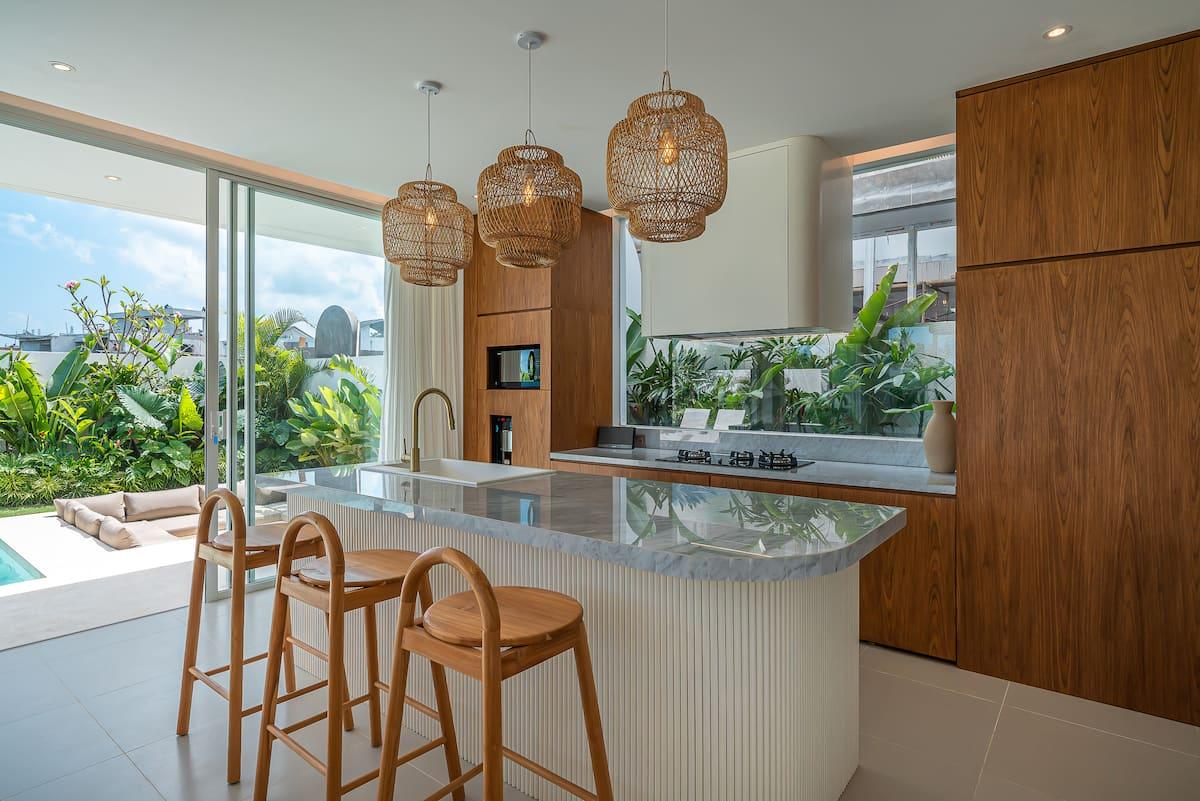 White Rabbit - Photo 8