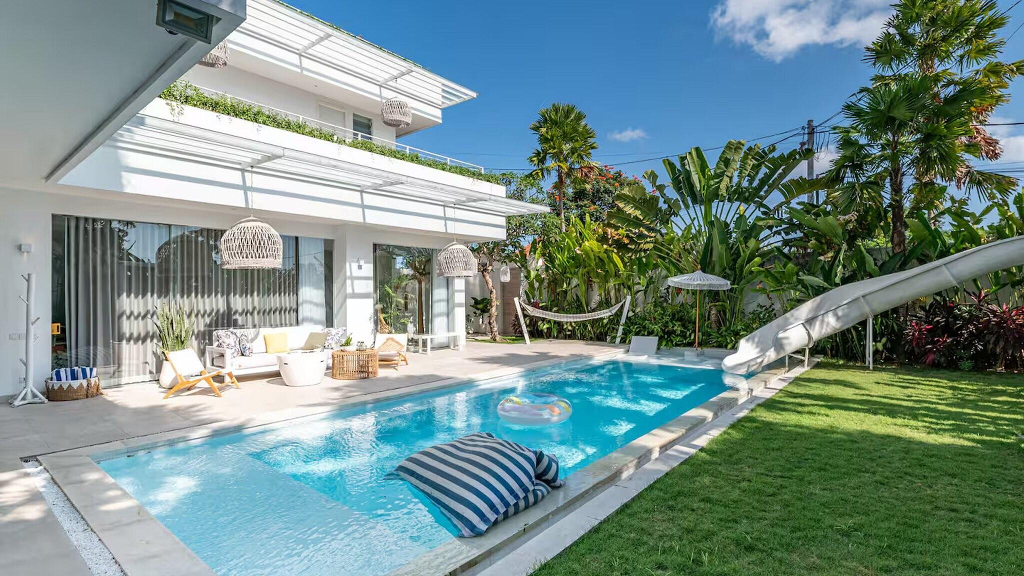 Villa Luja Canggu - Photo 1