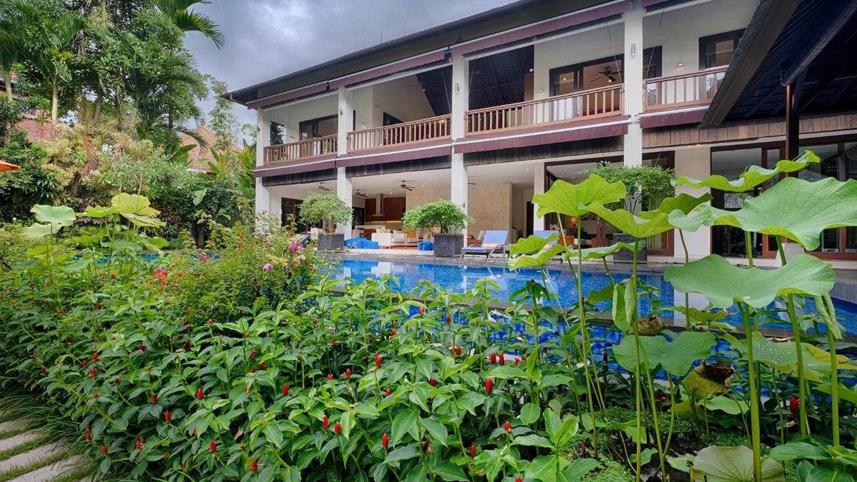 Villa Shinta Dewi