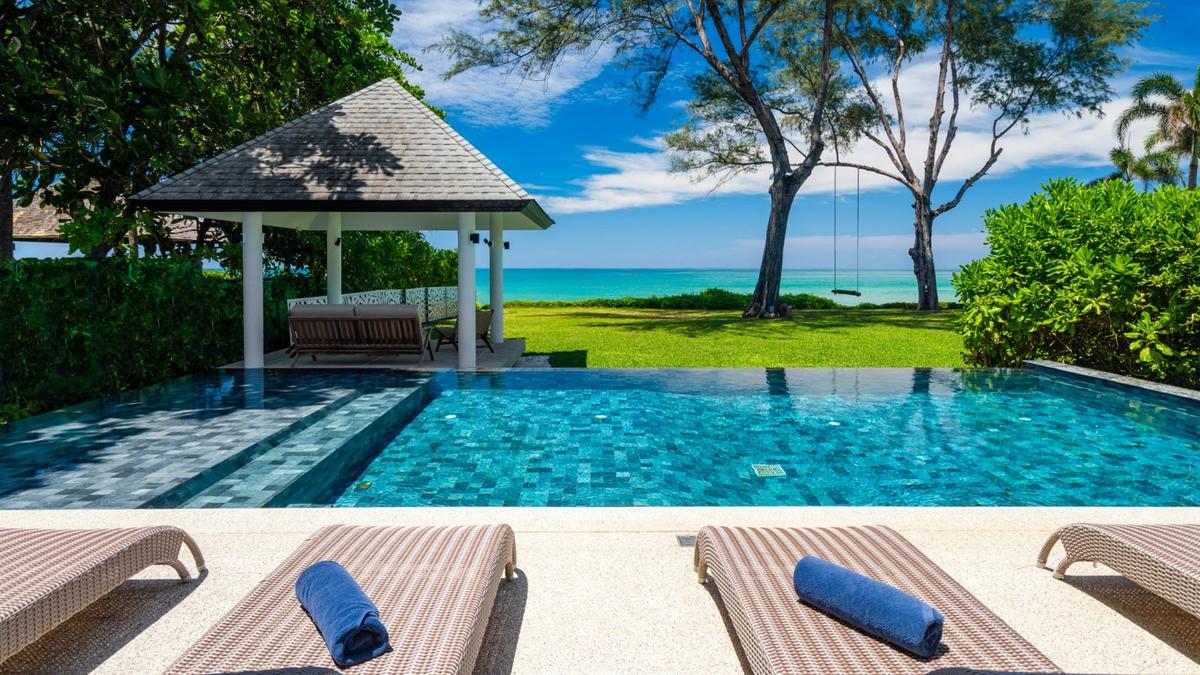 Twin Villas Natai