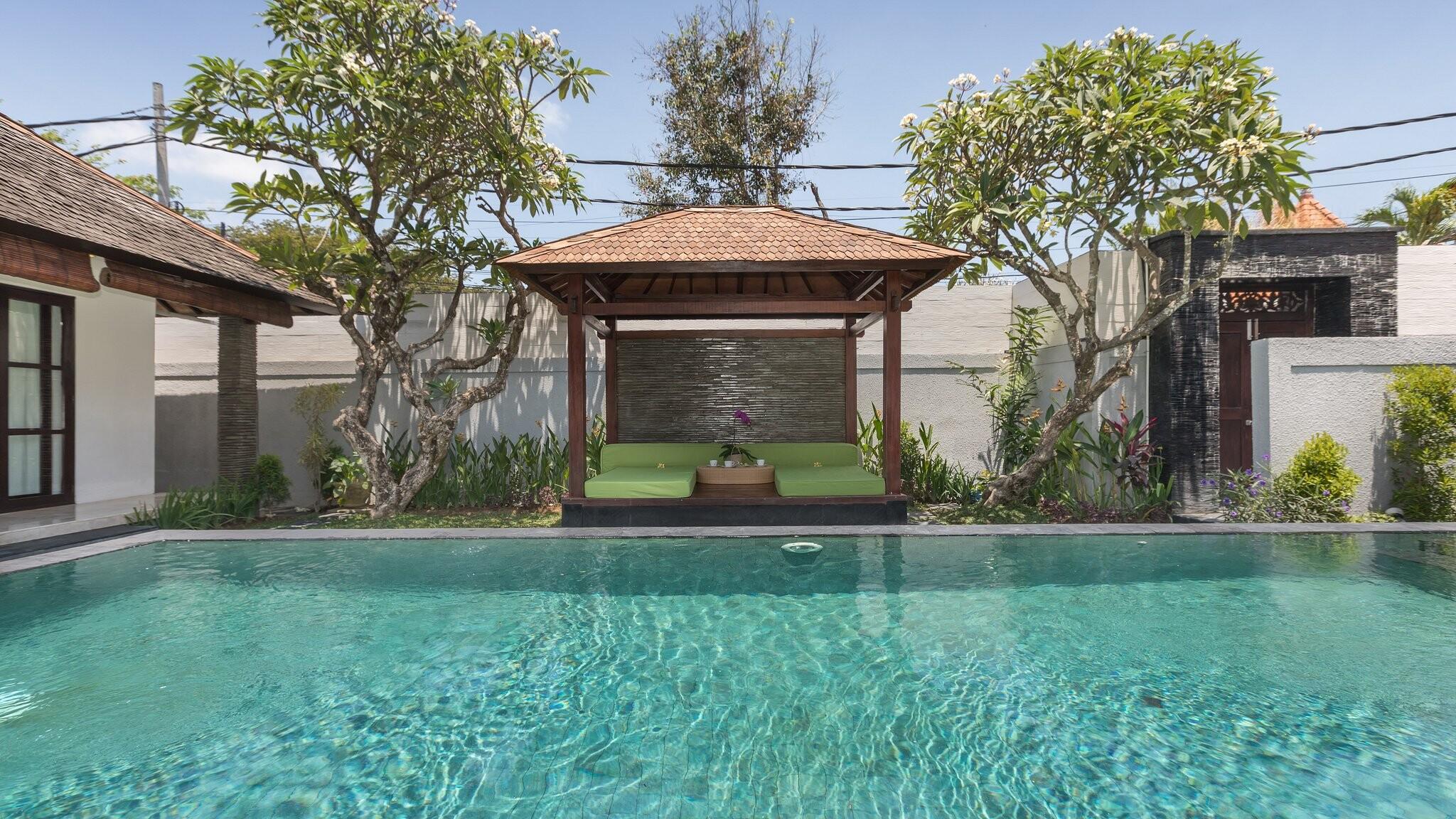 Villa Litera Seminyak - Photo 4