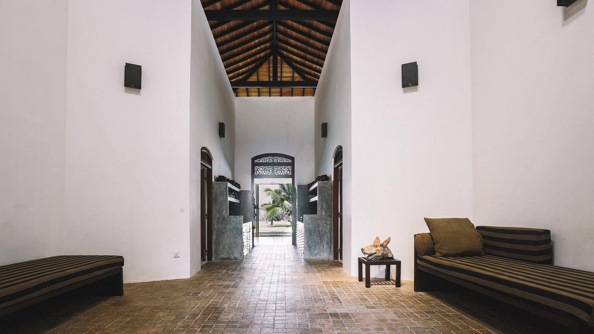Green Parrot Beach Villa - Photo 6