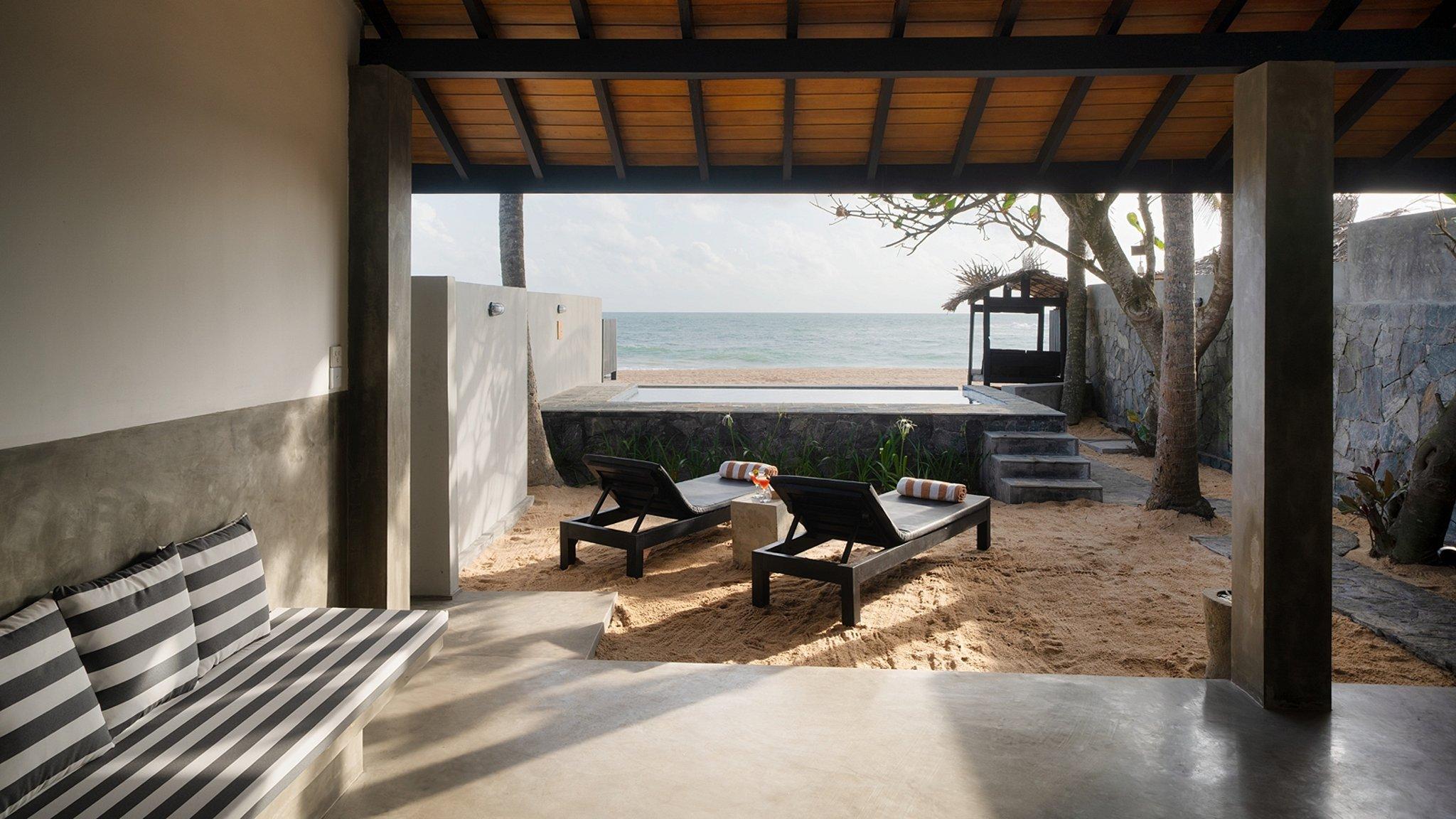 Red Parrot Beach Villa - Photo 7