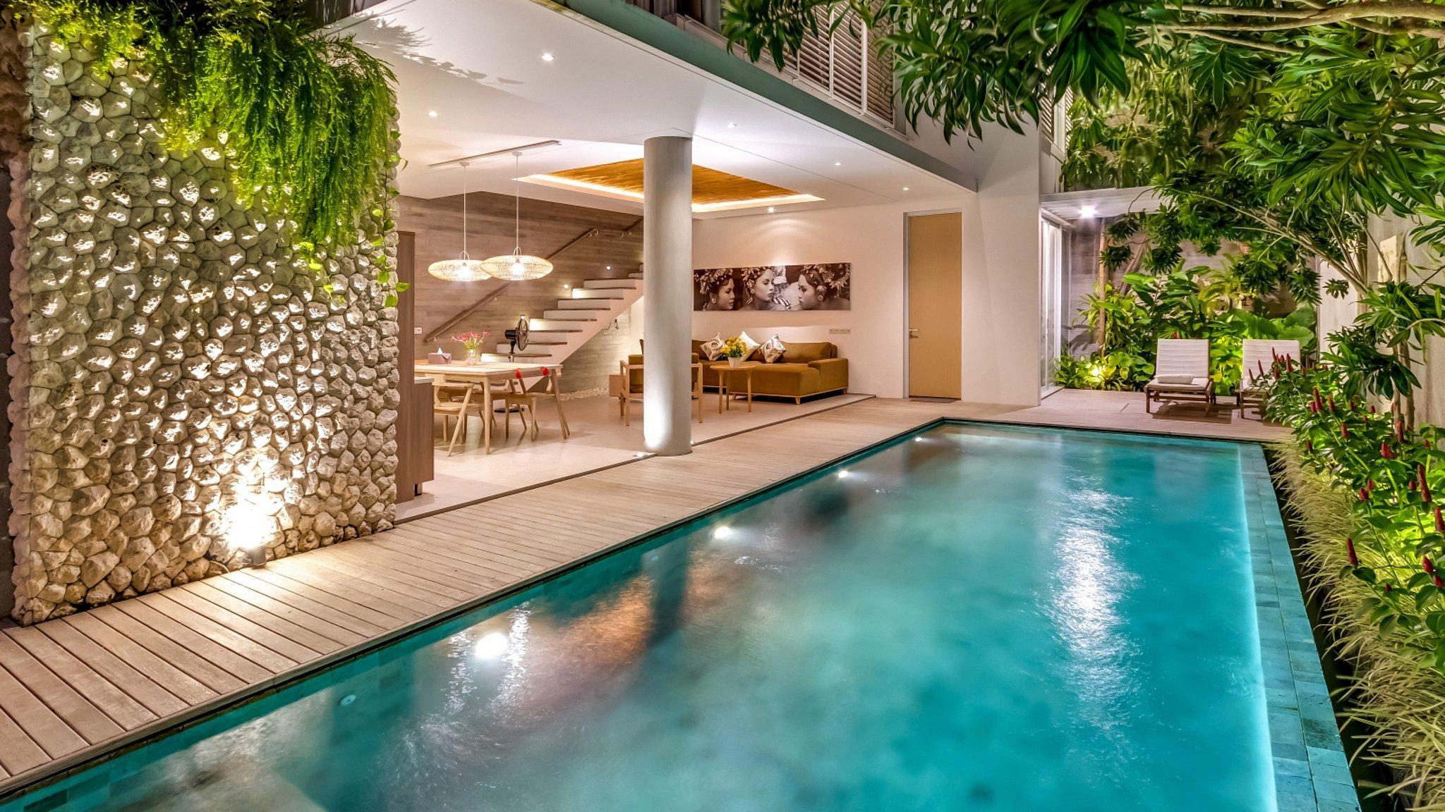 Swan Villa 2