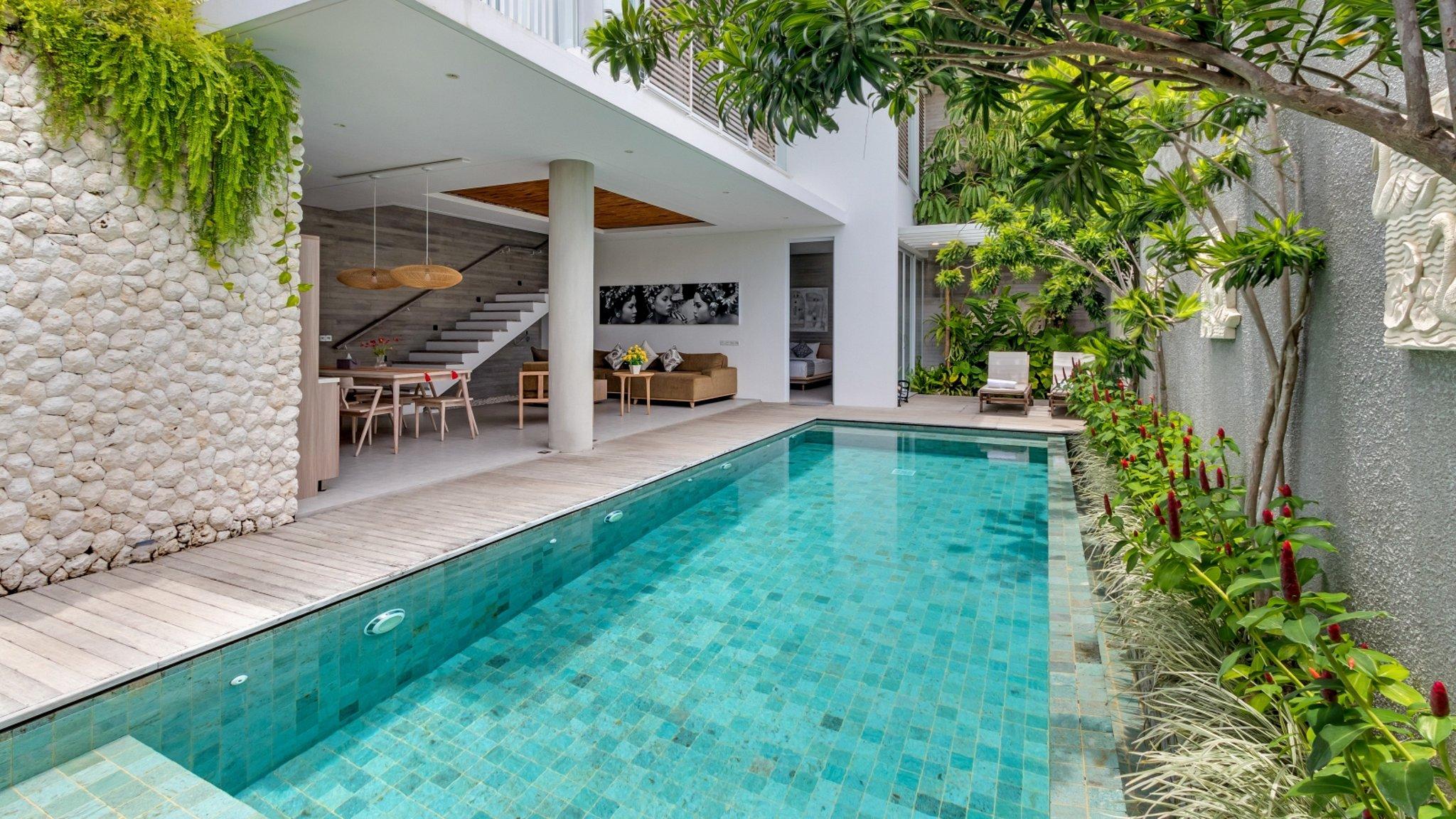 Swan Villa 1