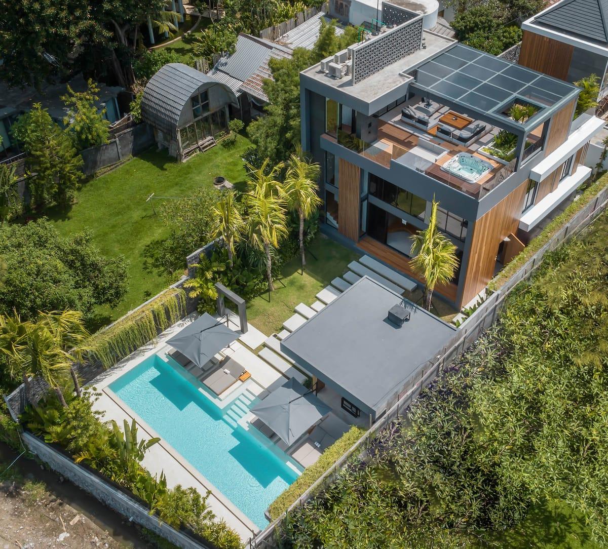 Villa Beyond the Palms - Photo 2