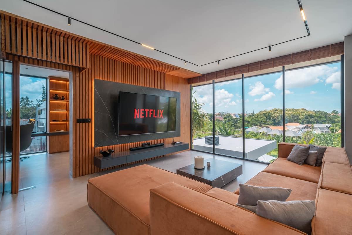 Villa Beyond the Palms - Photo 4