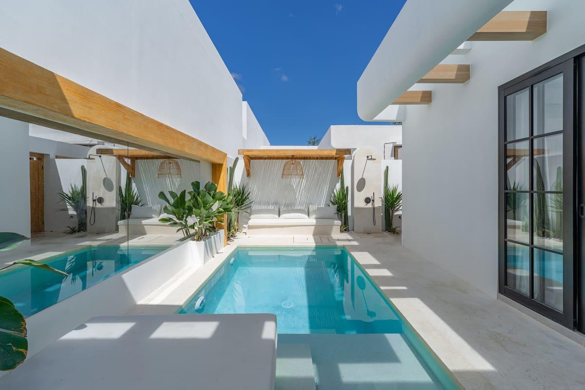Villa Segara - Photo 1