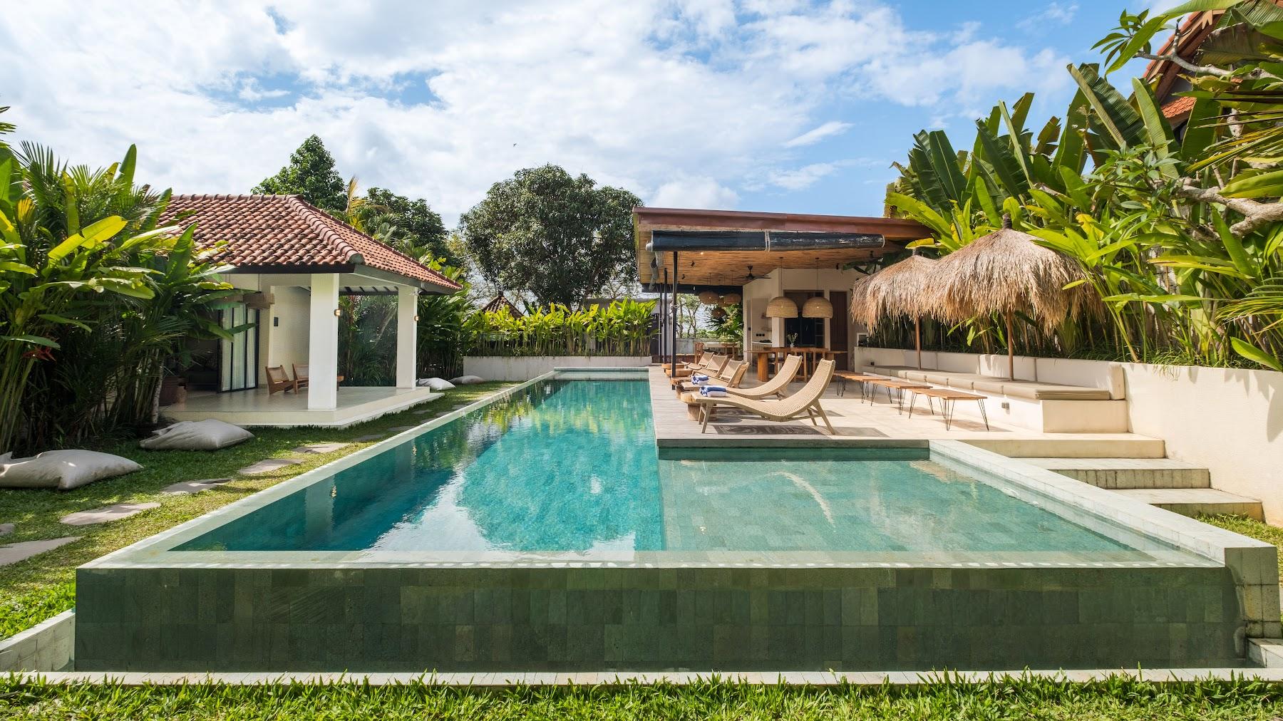 Lexington Palace Villa - Photo 1