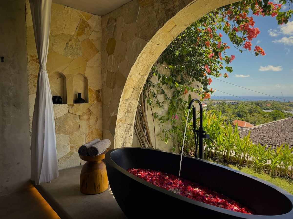 Sivana Suite - Photo 8