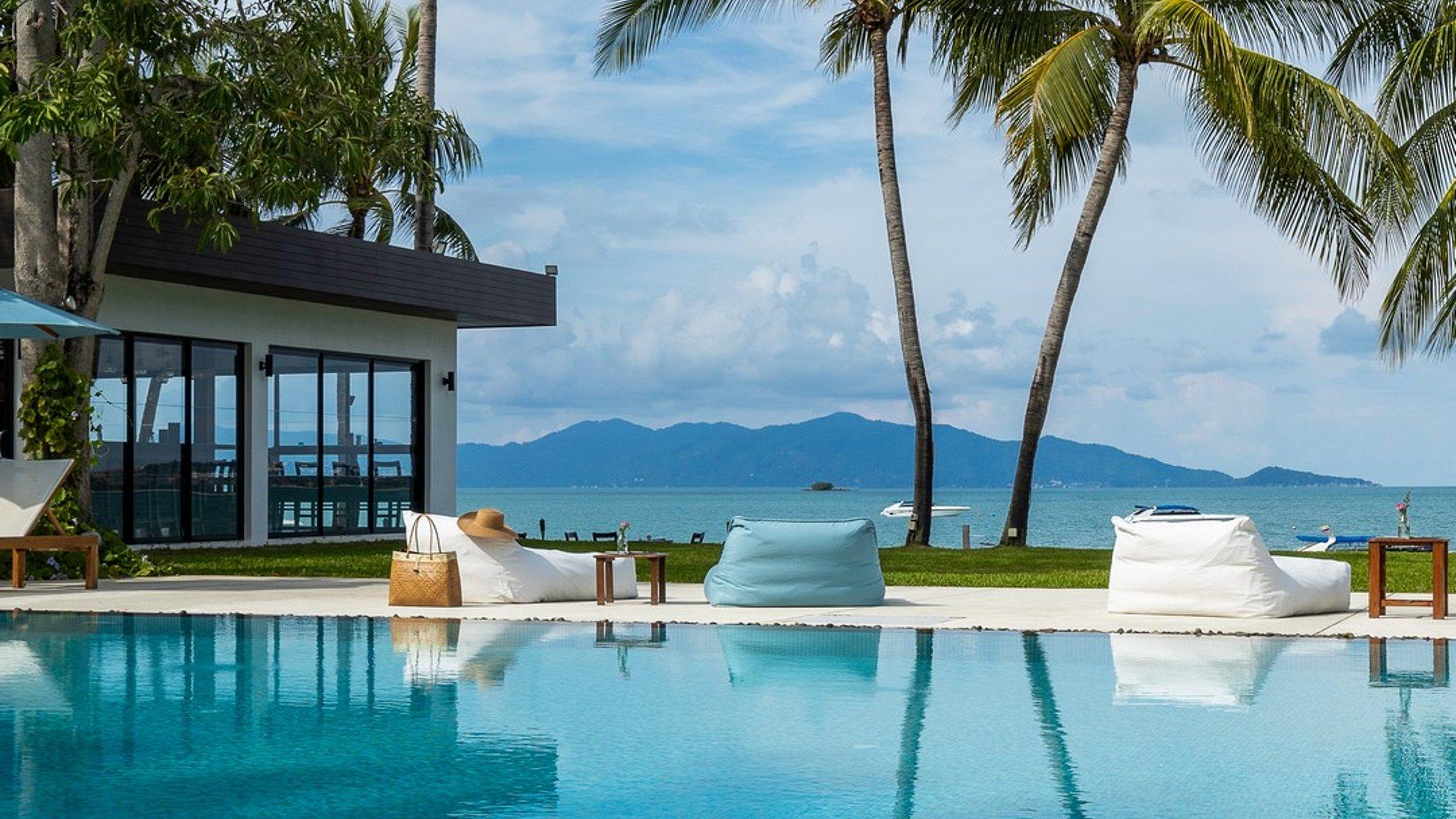 Celes Tropical Suite