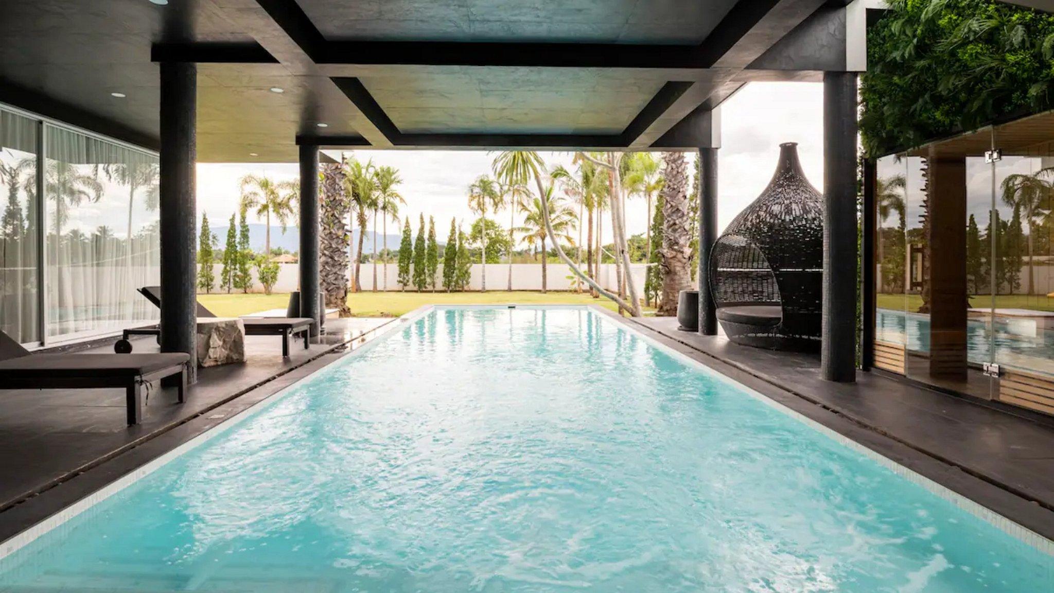 Palm Villa - Photo 2