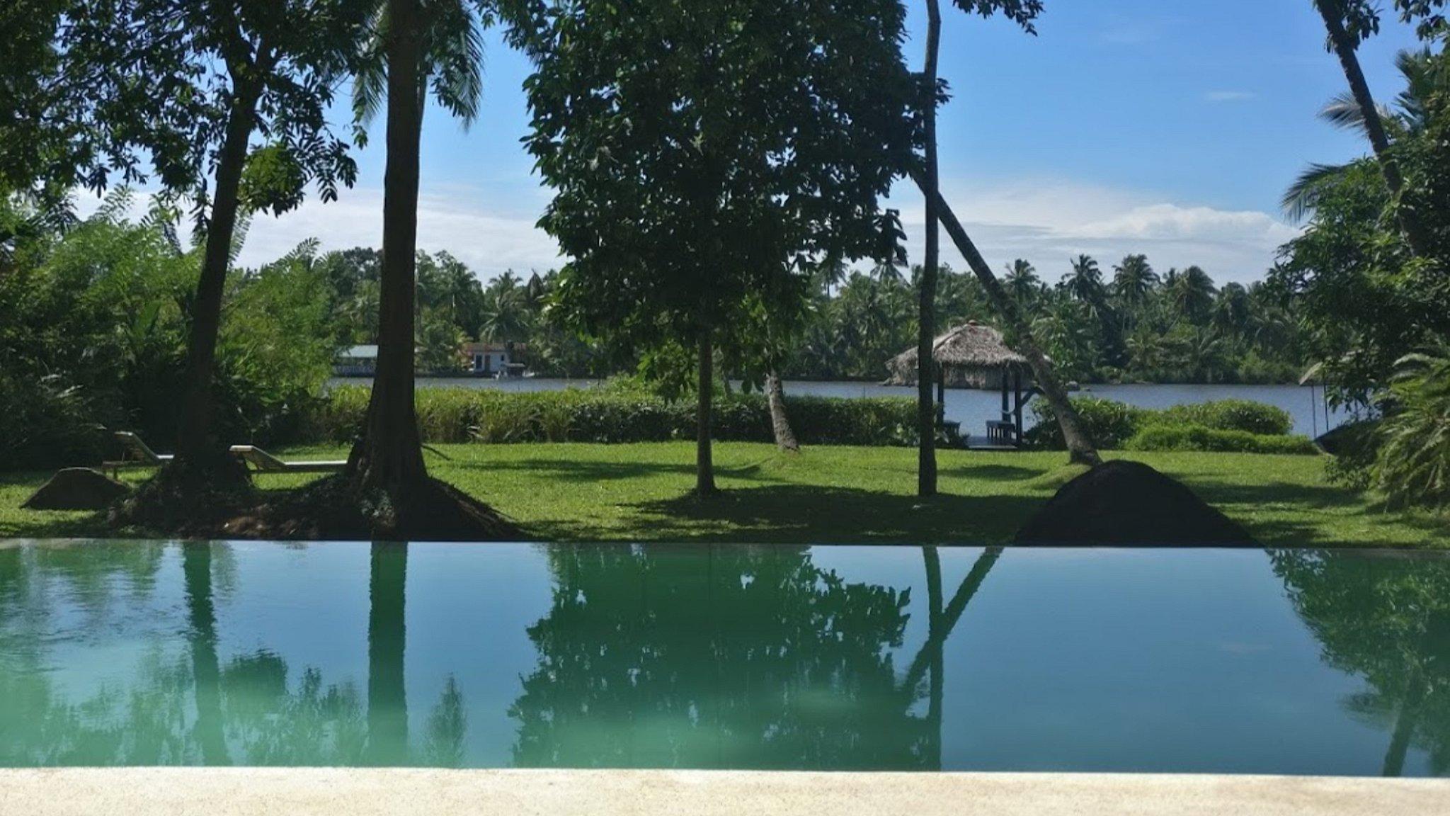 The Lake House - Photo 2