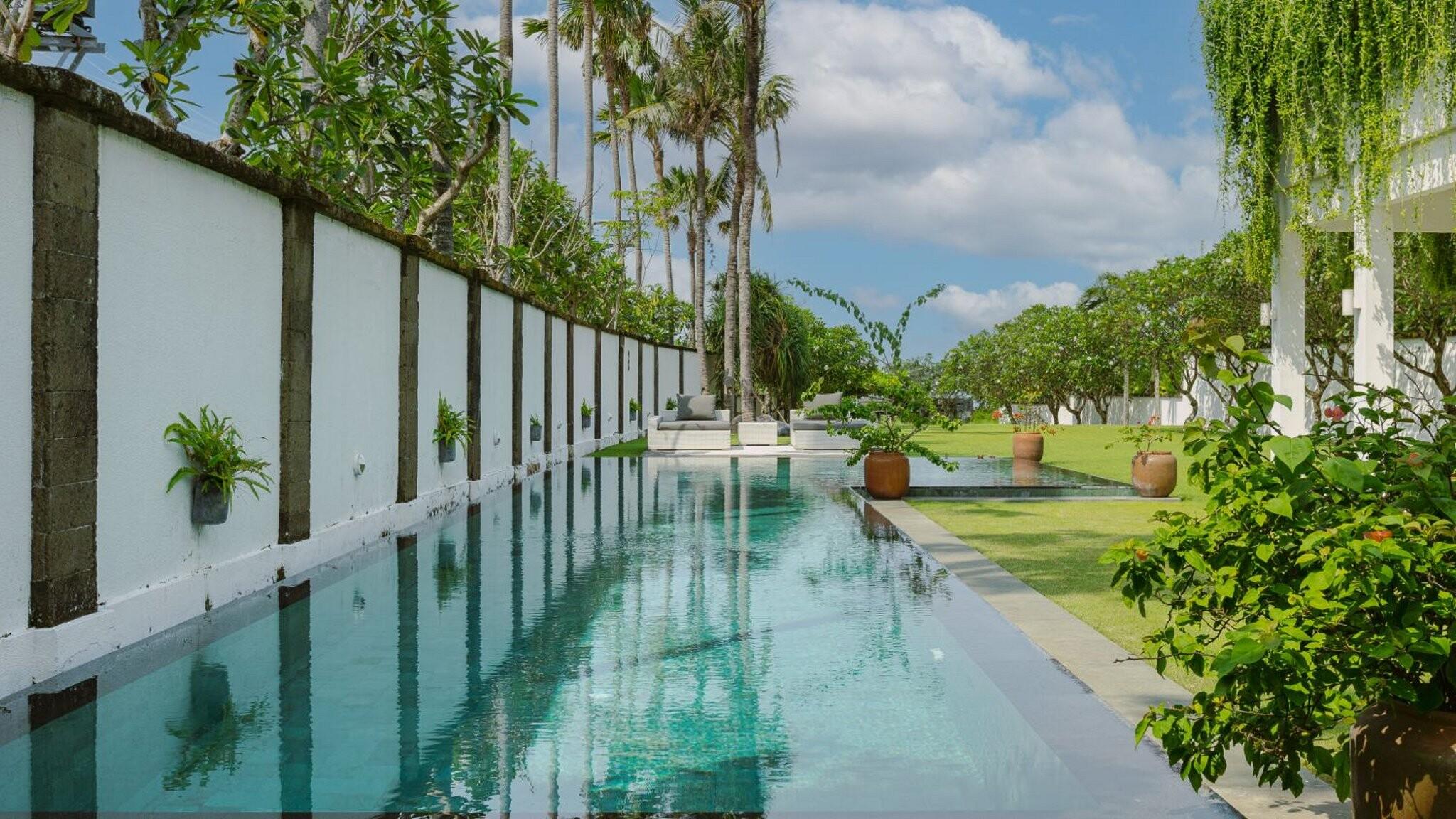 The Beach Villa Cemagi - Photo 3