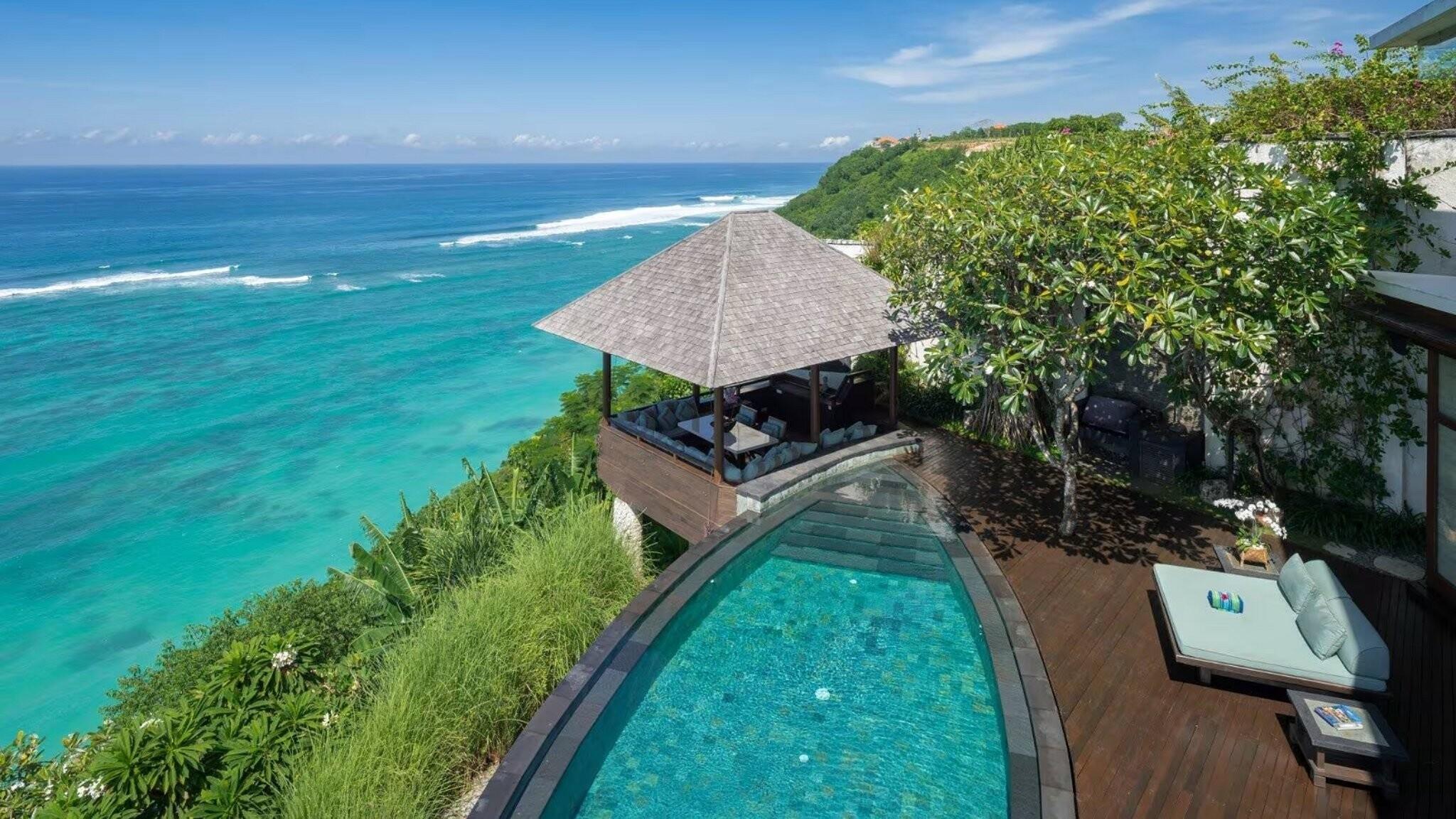 Villa Bidadari Cliffside Estate - Photo 3