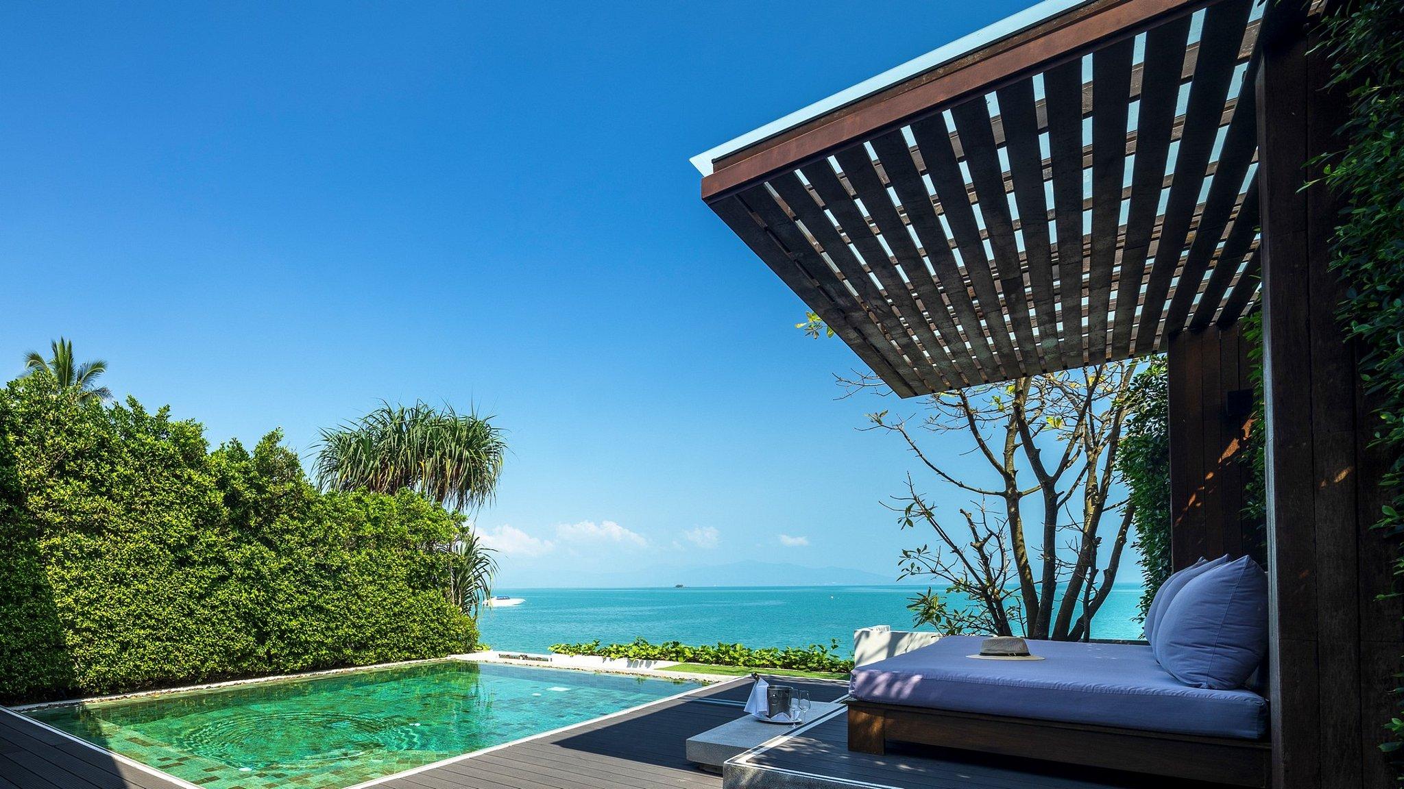 Celes Beachfront Pool Suite - Photo 4