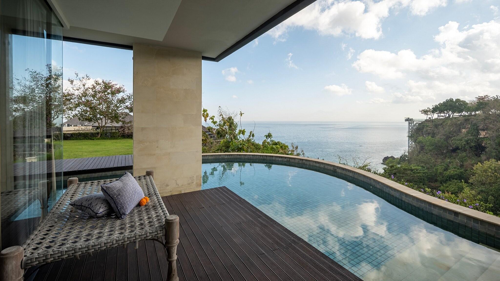 By The Cliff Villa - Photo 4