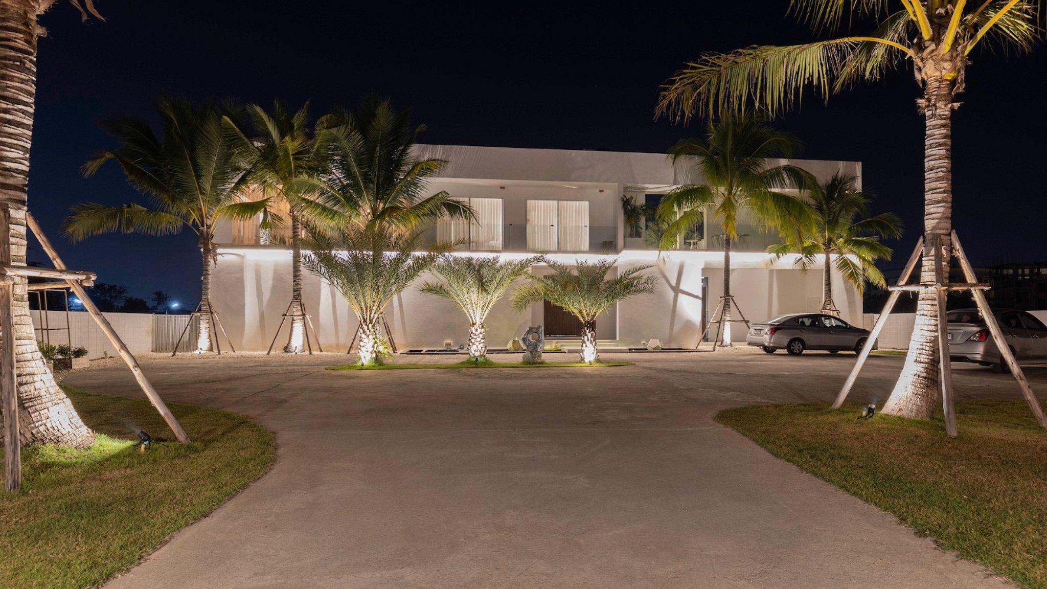 Palm Villa - Photo 5