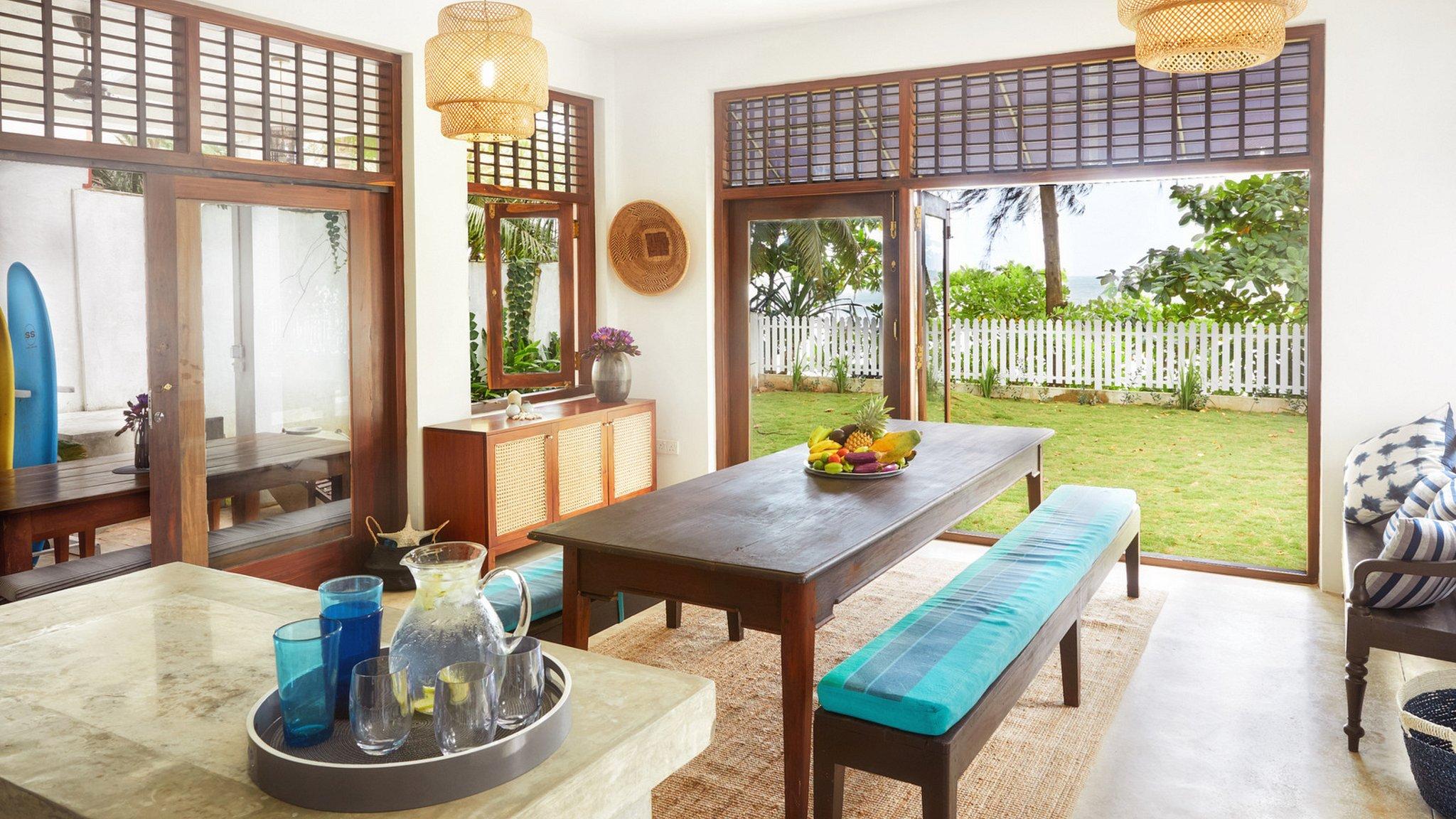 August Beach House - Photo 8