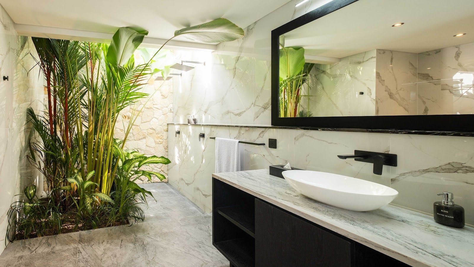 Villa Kubu Dewi Sri - Image 14