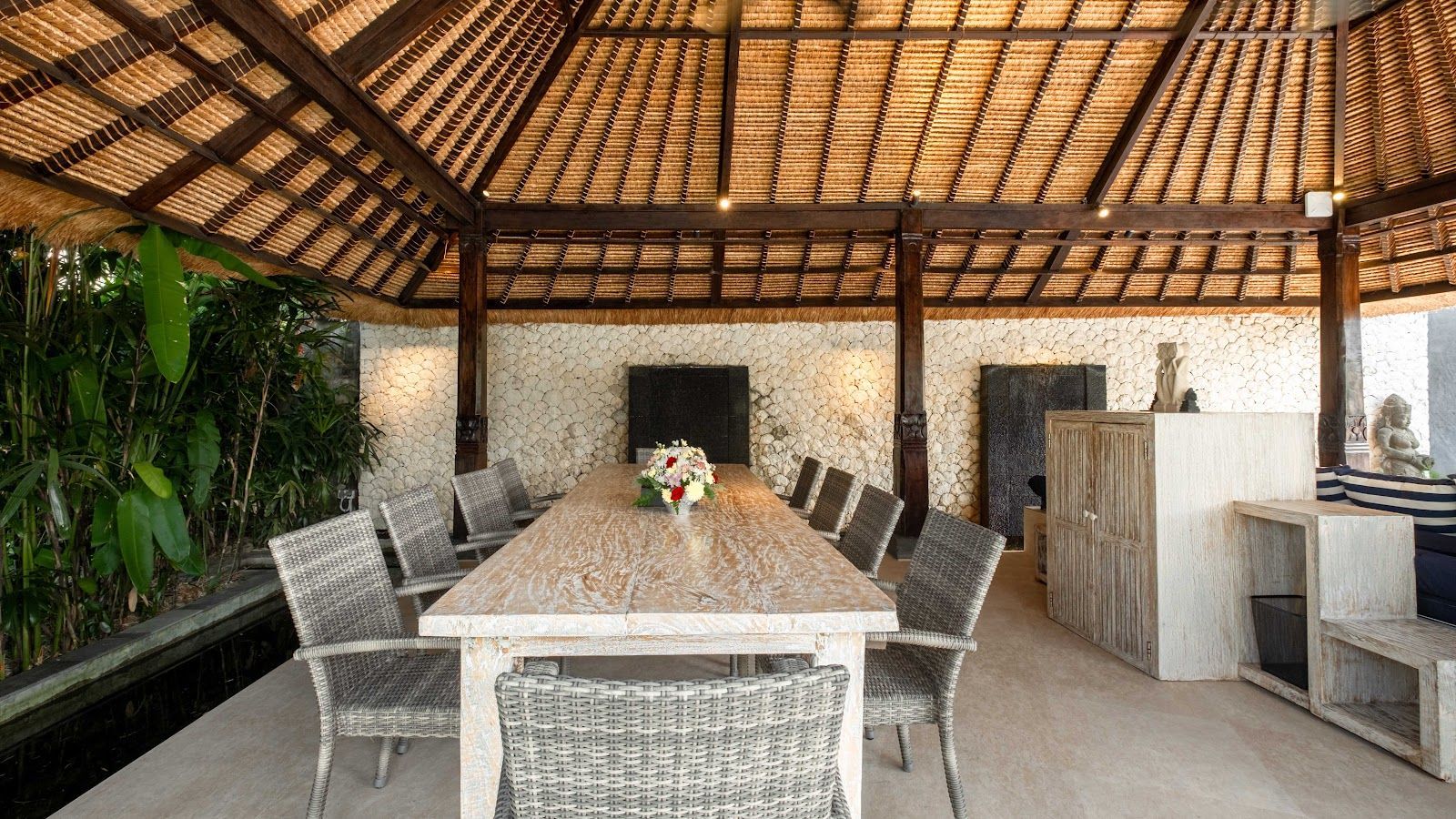 Villa Kubu Dewi Sri - Image 52