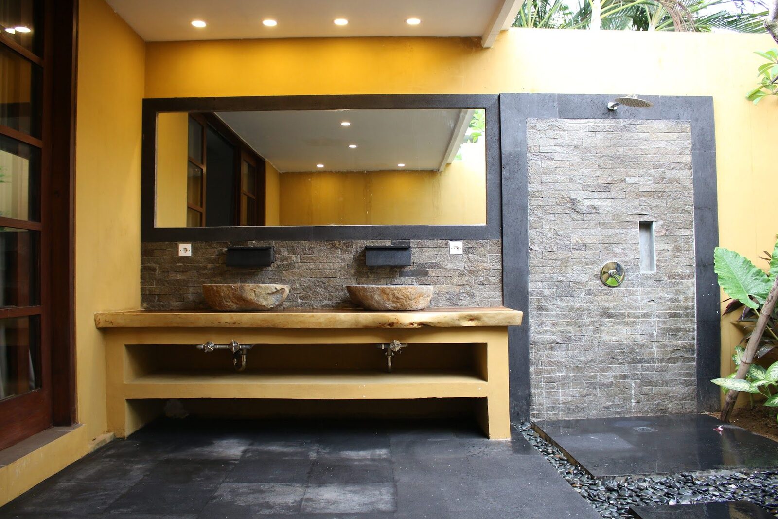 Alarte Estate - Image 44