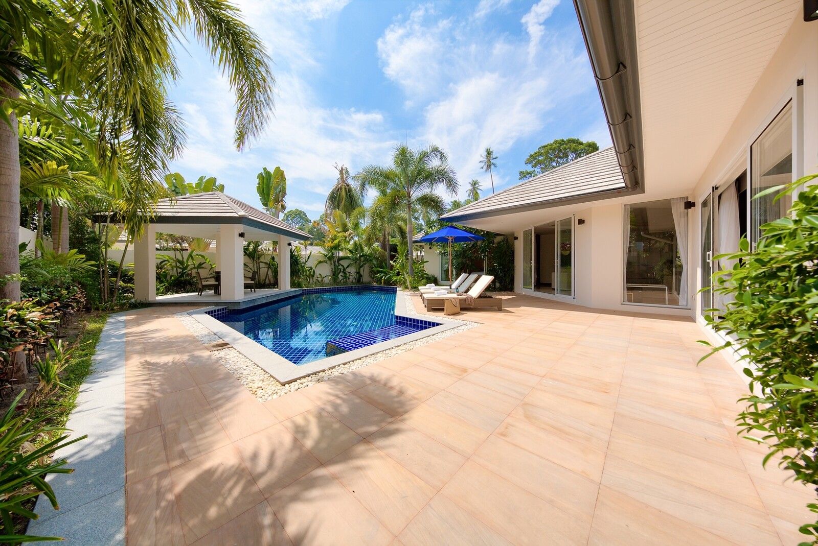 Lipa Talay Baan Rim Talay - Image 4