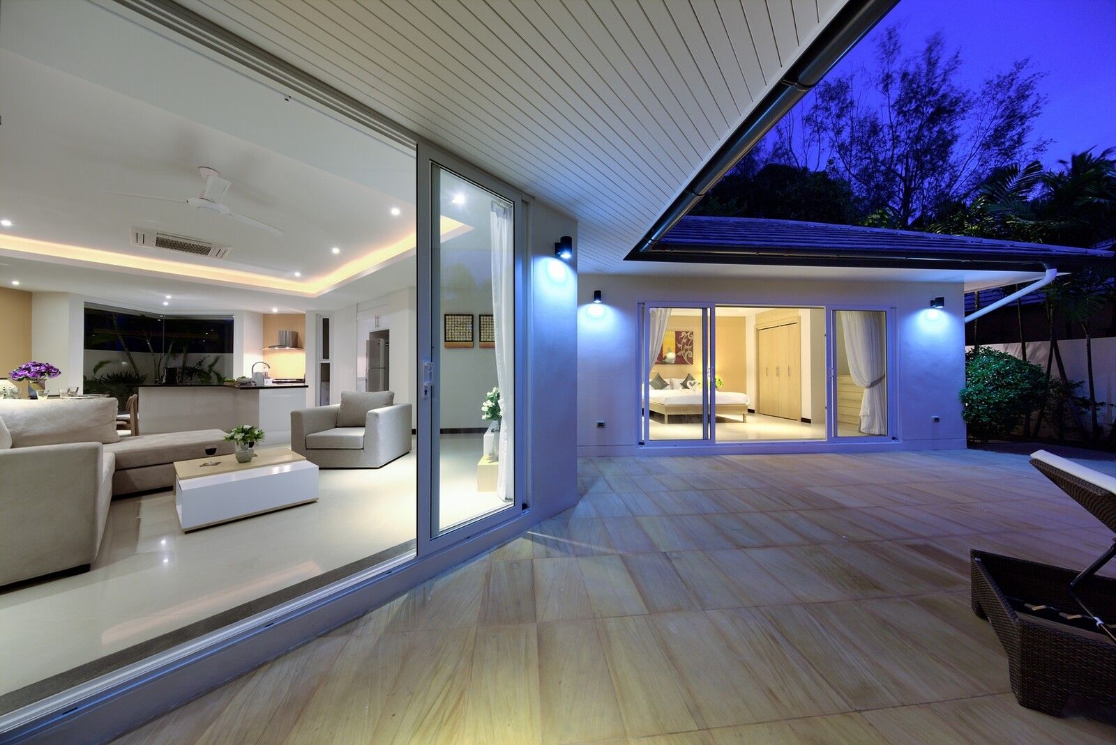 Lipa Talay Baan Rim Talay - Image 15