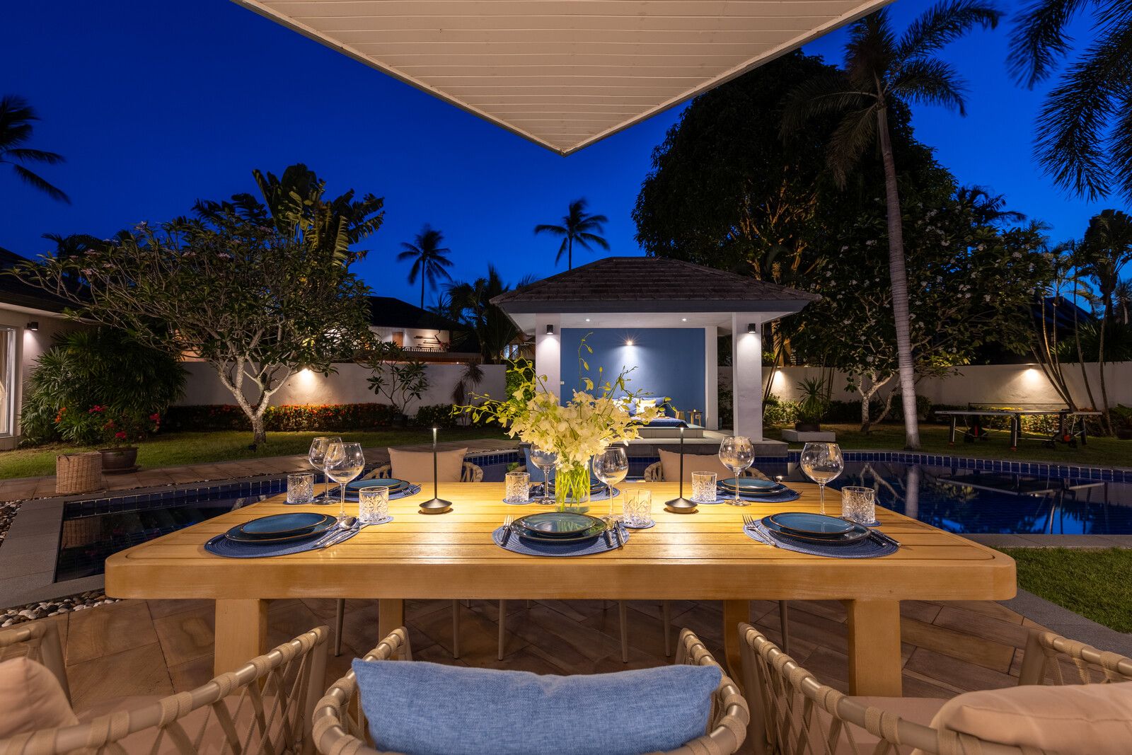 Lipa Talay Valaya Blue - Image 1