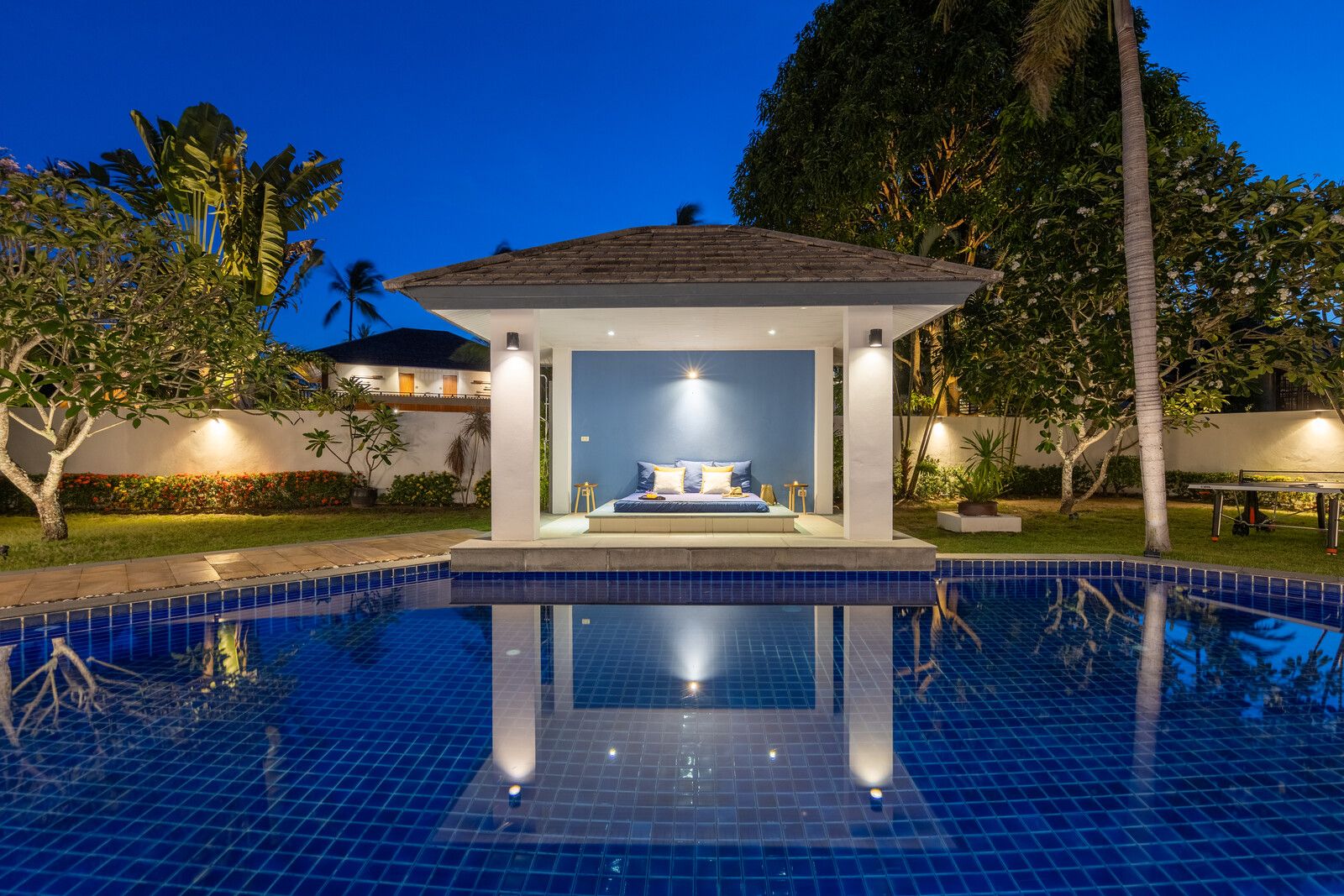 Lipa Talay Valaya Blue - Image 5