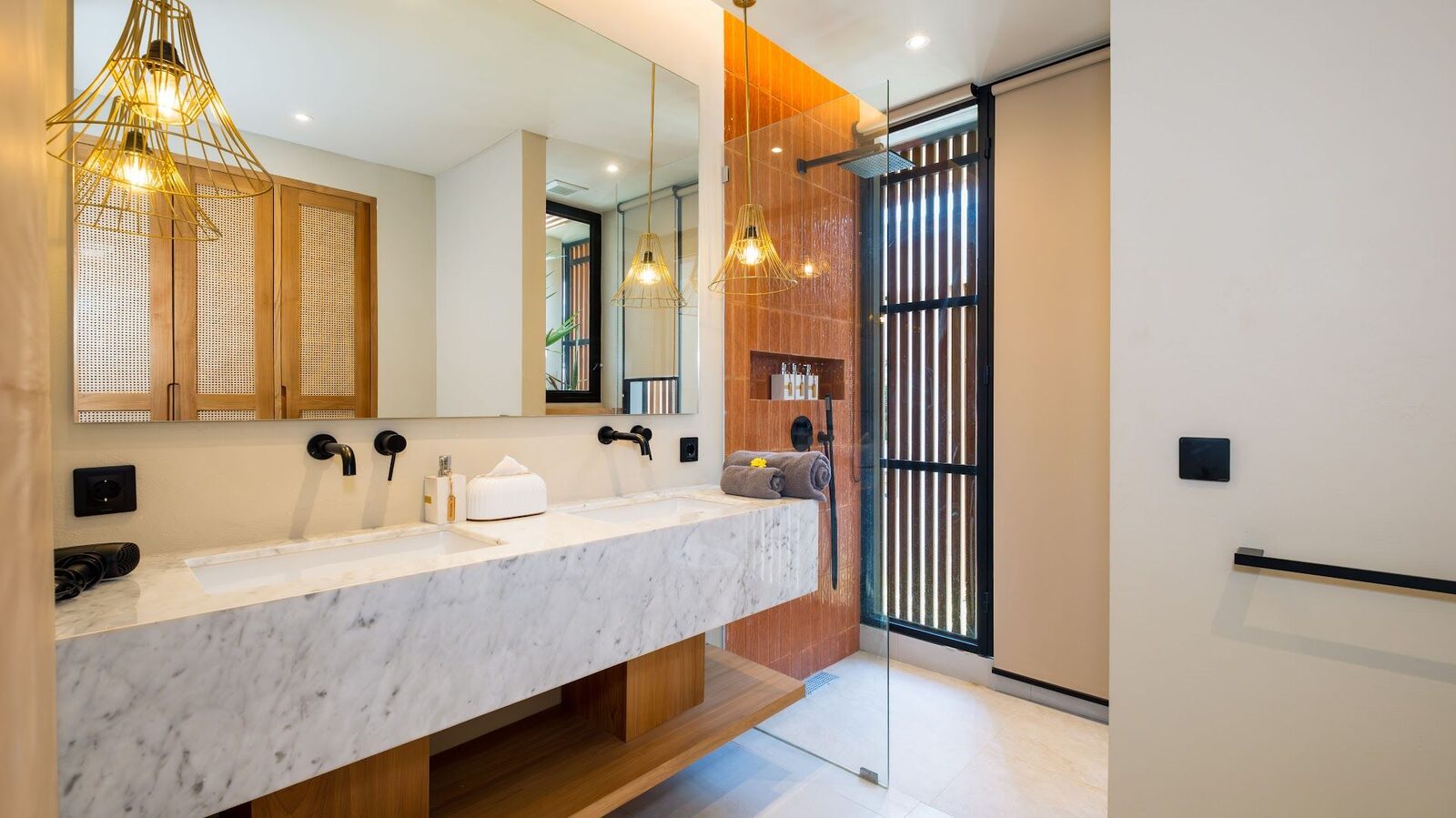 Loona Palm Estate Seseh - Image 33