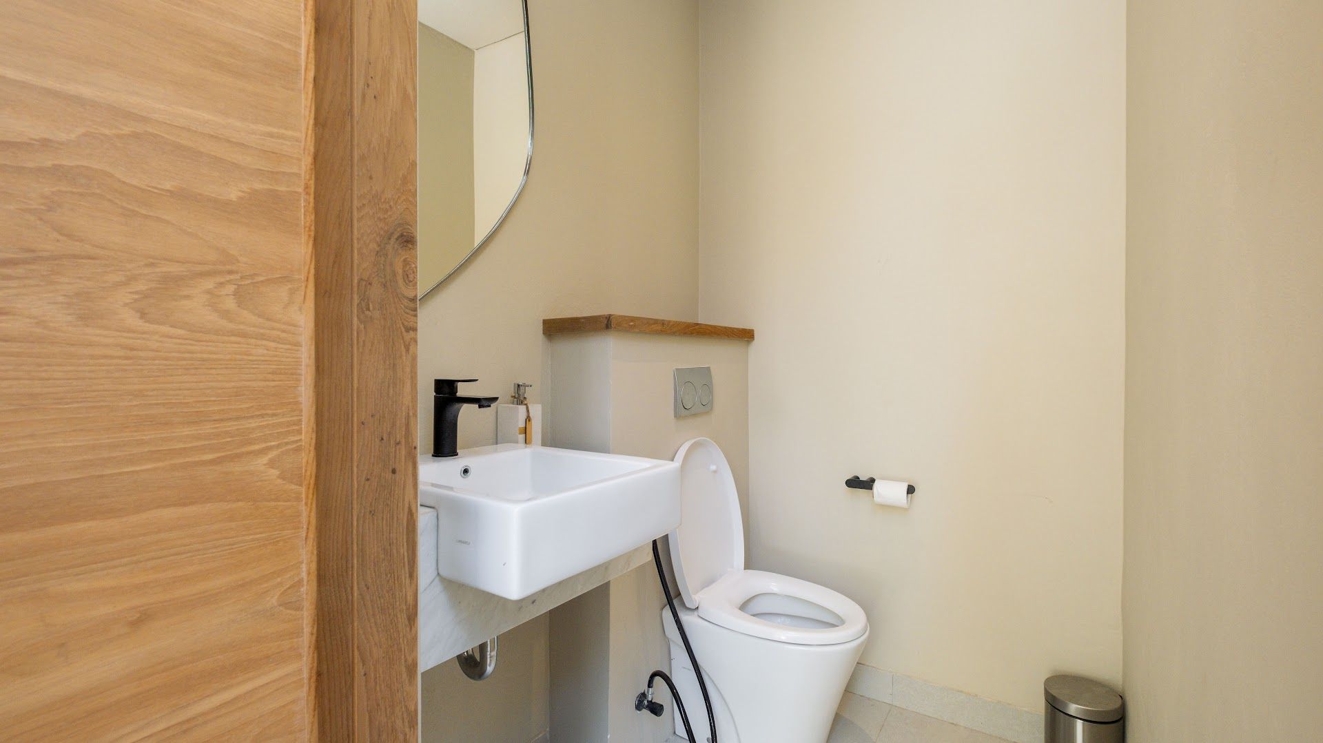 Loona Palm Estate Seseh - Image 37