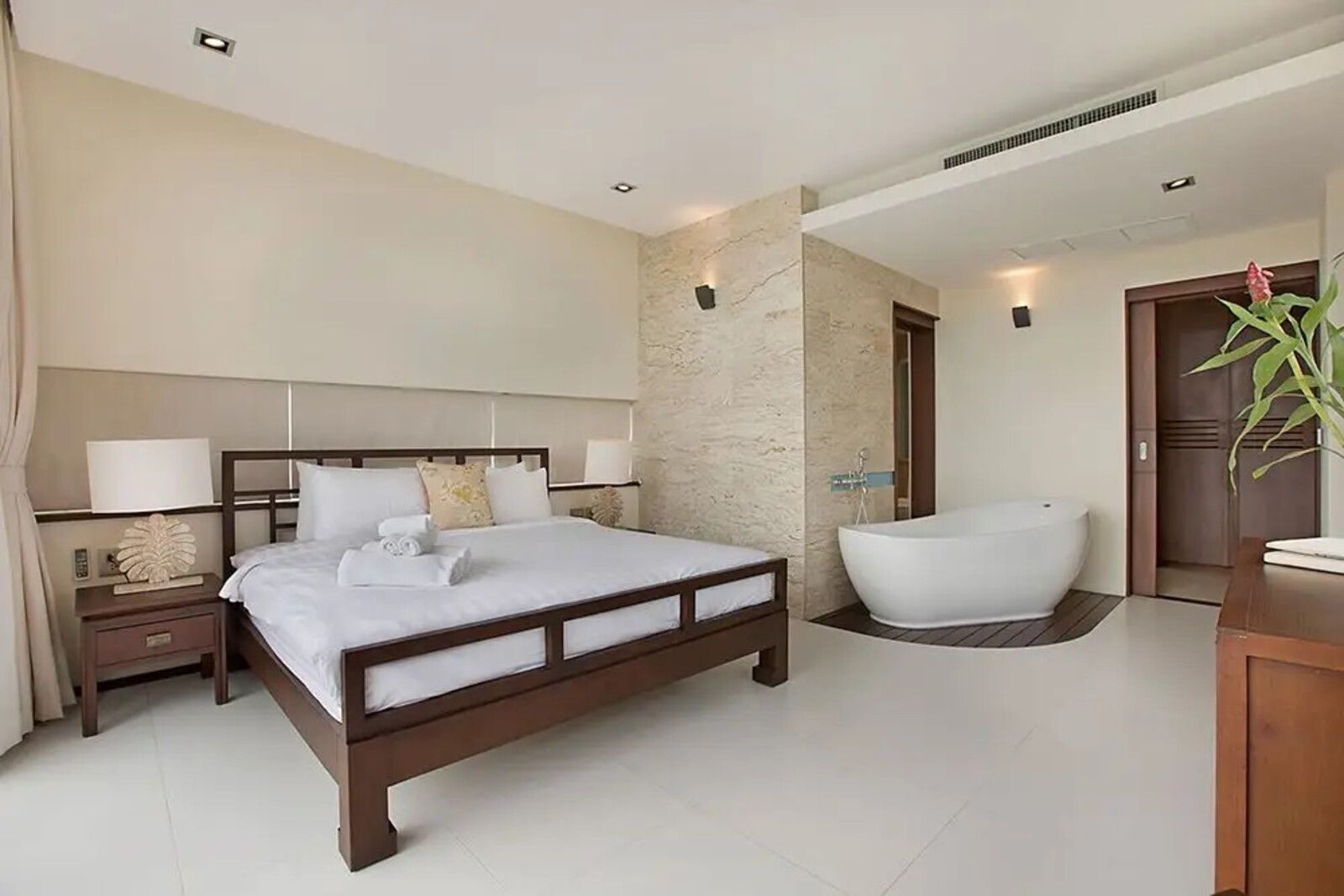 Six Hills Villa - Image 14