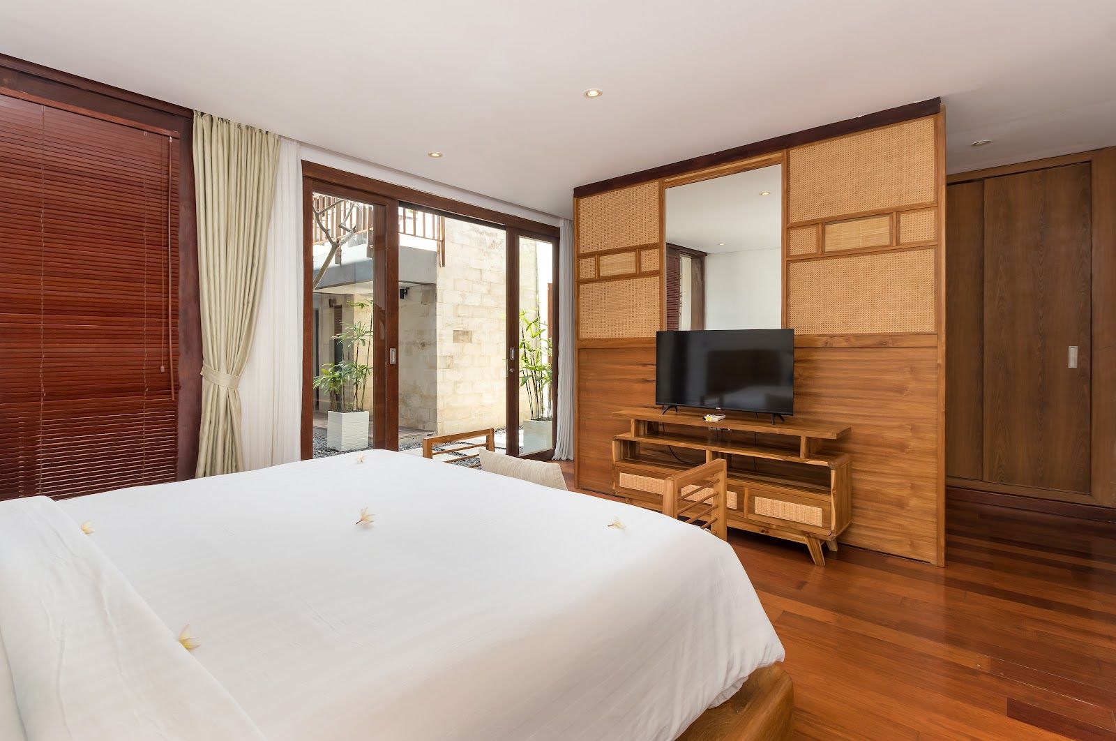 The Chands Delapan - Image 22